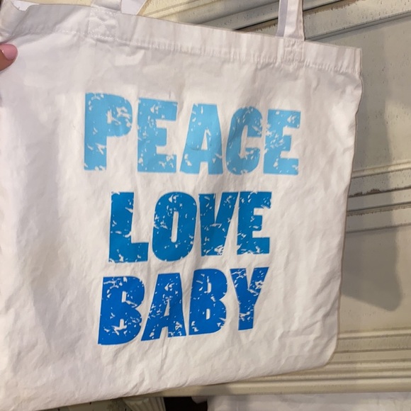 Amy Coe Peace Love Baby blue & white 15” x 14” shoulder handles carry tote bag - Picture 3 of 7